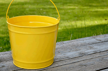 10 Quart Yellow Painted Pail