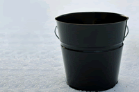 2 Quart Black Bucket