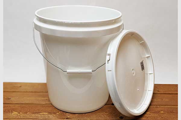 5 Gallon Food Grade Bucket with Strip Lid