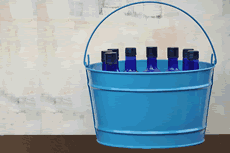 blue  round metal tub