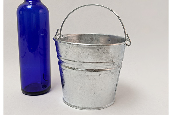 Small Metal Bucket (Blue)