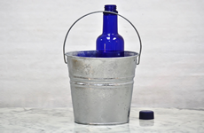 2 Quart Hot Dipped Bucket with side mounted handle