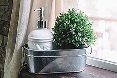 small silver tub